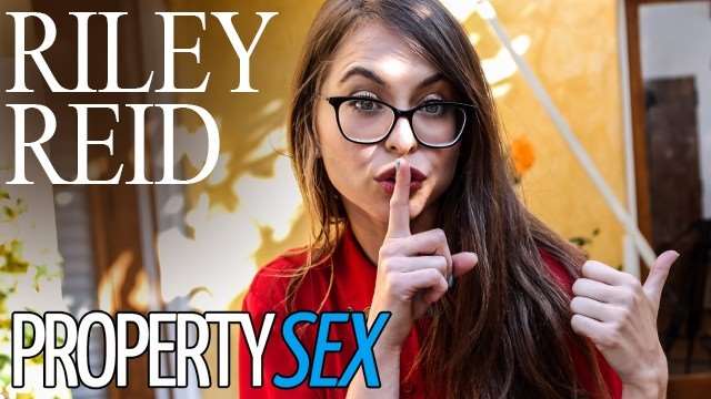 PROPERTYSEX-帅气冲浪客见到超美房东后硬得受不了【PropertySex】