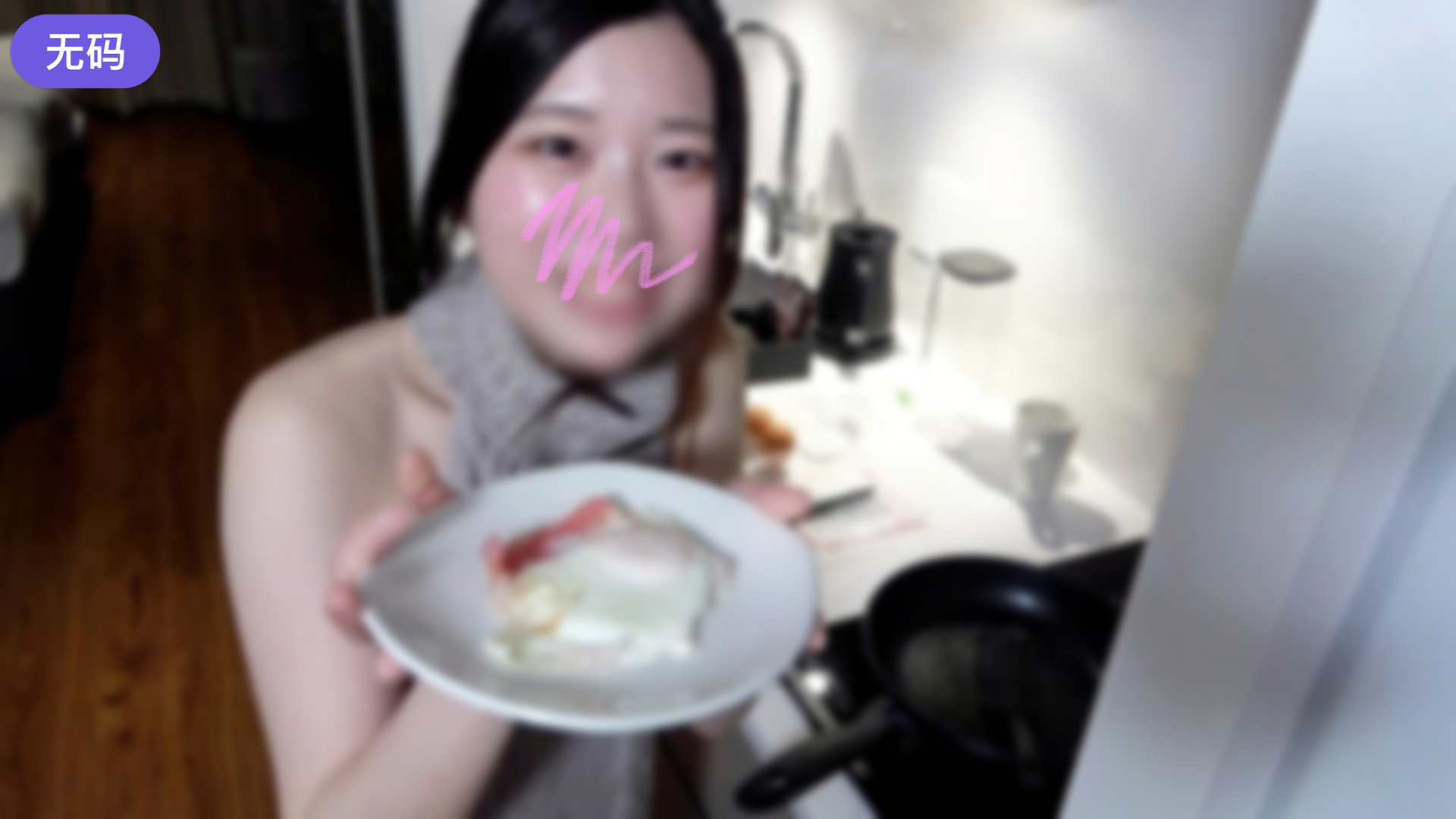 FC2-4414334 【無】 ハタチのミナトちゃんと甘々なハメ撮り。料理を作っておマ〇コ湿らせて待って-cd2