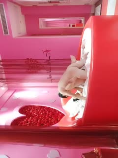 【全网寻花约良家】特色情趣电动床，网恋32岁良家熟系奔现!