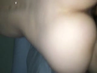 亲密主动吃道具女上位操B