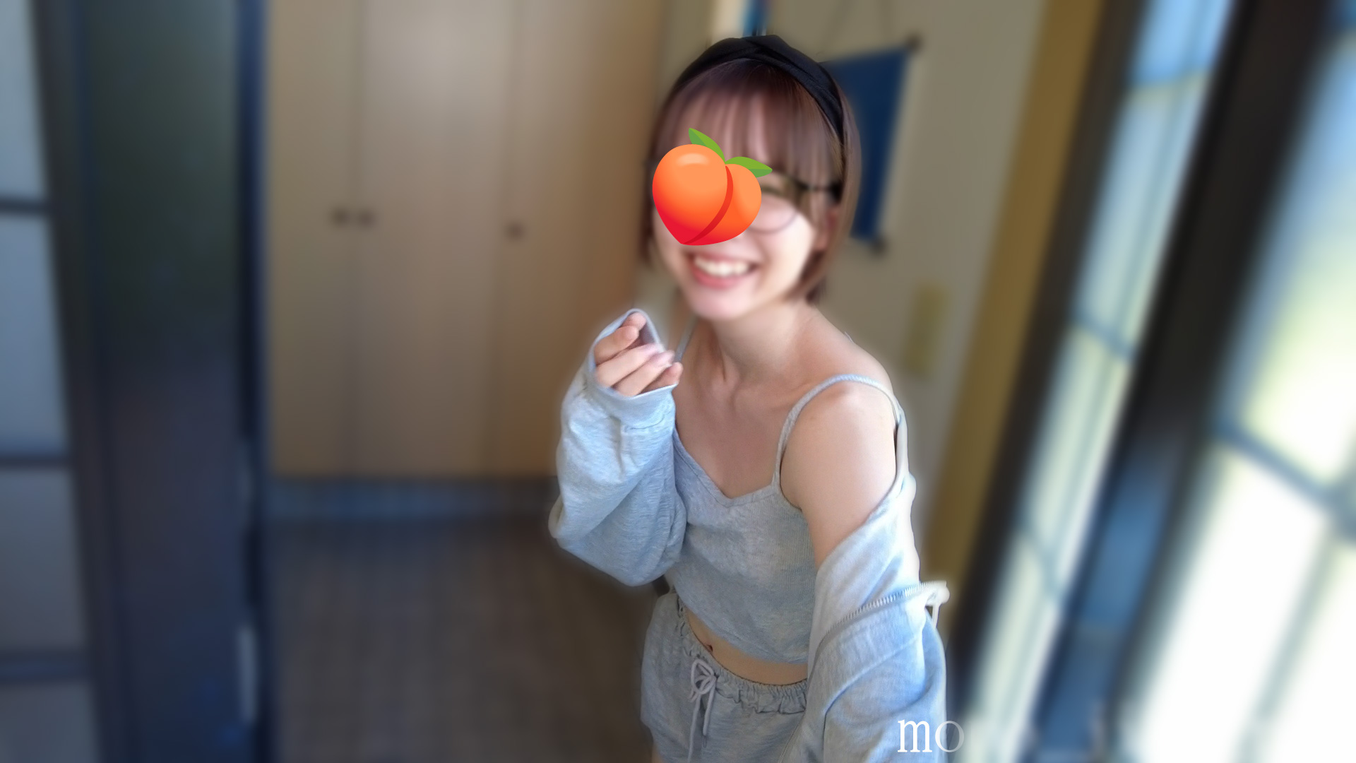 【有码】FC2-4168493 〖白昼寝取られ〗25歳新婚妻の自宅訪問 旦那と食事をしてる食卓でハメ高能き散らかすドМな