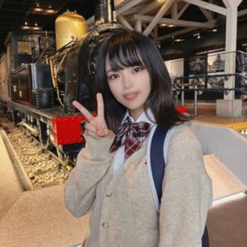 FC精品精选PPV_初撮影顔出し無修正どこか寂しげで将来に不安を感じる思春期の可憐な女子生