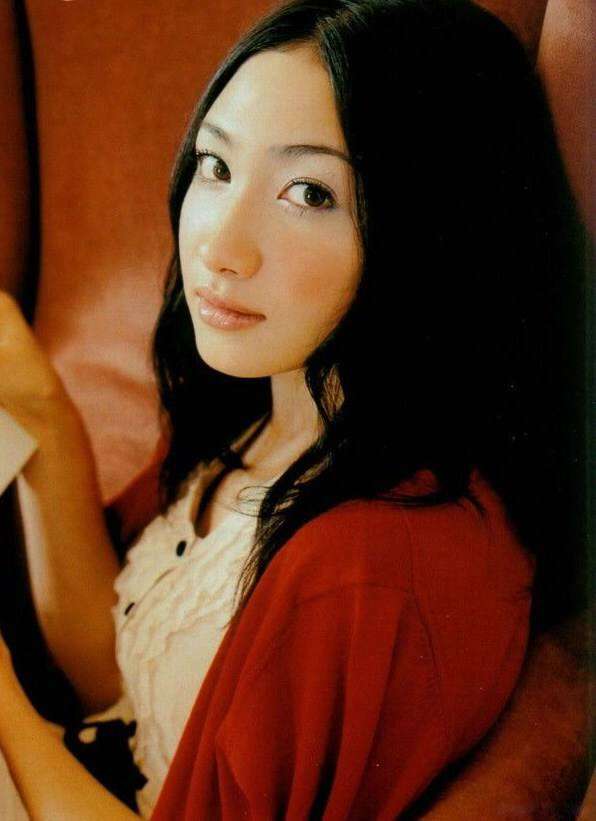 林由奈