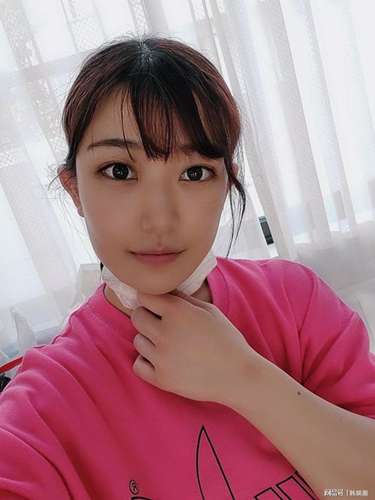 小梅惠奈
